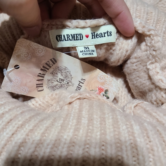NWT Charmed Hearts Knitted Turtleneck Sweater sz M - Picture 5 of 8